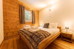 2 Schlafzimmer, Bügeleisen/Bügelbrett, Reisekinderbett, WLAN
