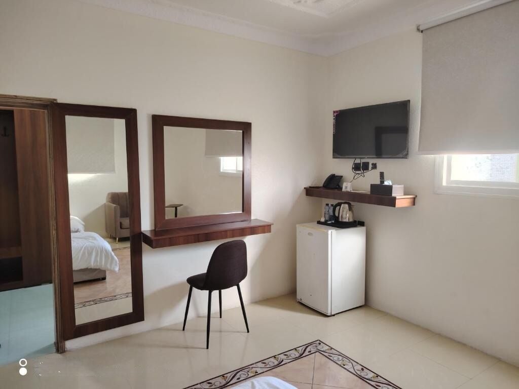 Studio Suite Klasik | Brankas, tirai kedap cahaya, dan Wi-Fi gratis