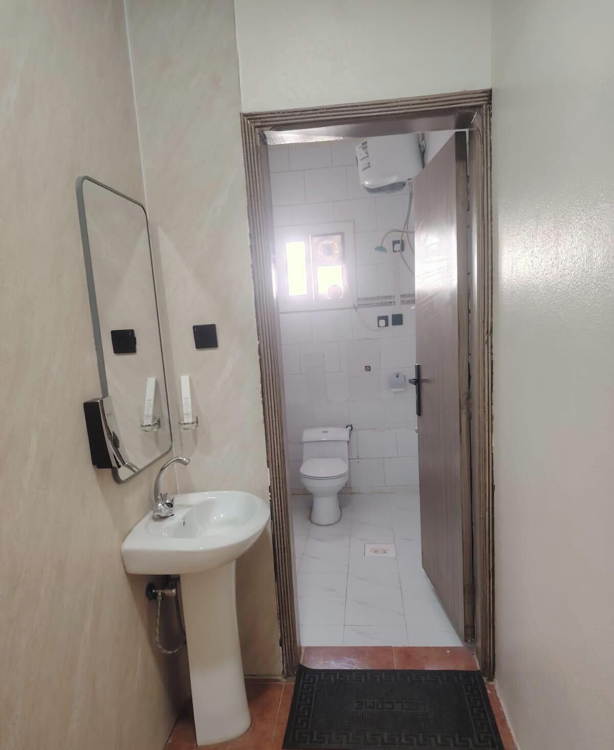 Studio Suite Comfort | Kamar mandi | Shower