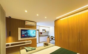 Apartment, 1 Queen Bed | Individually furnished, desk, laptop workspace, blackout drapes - The Expression (Goiânia)