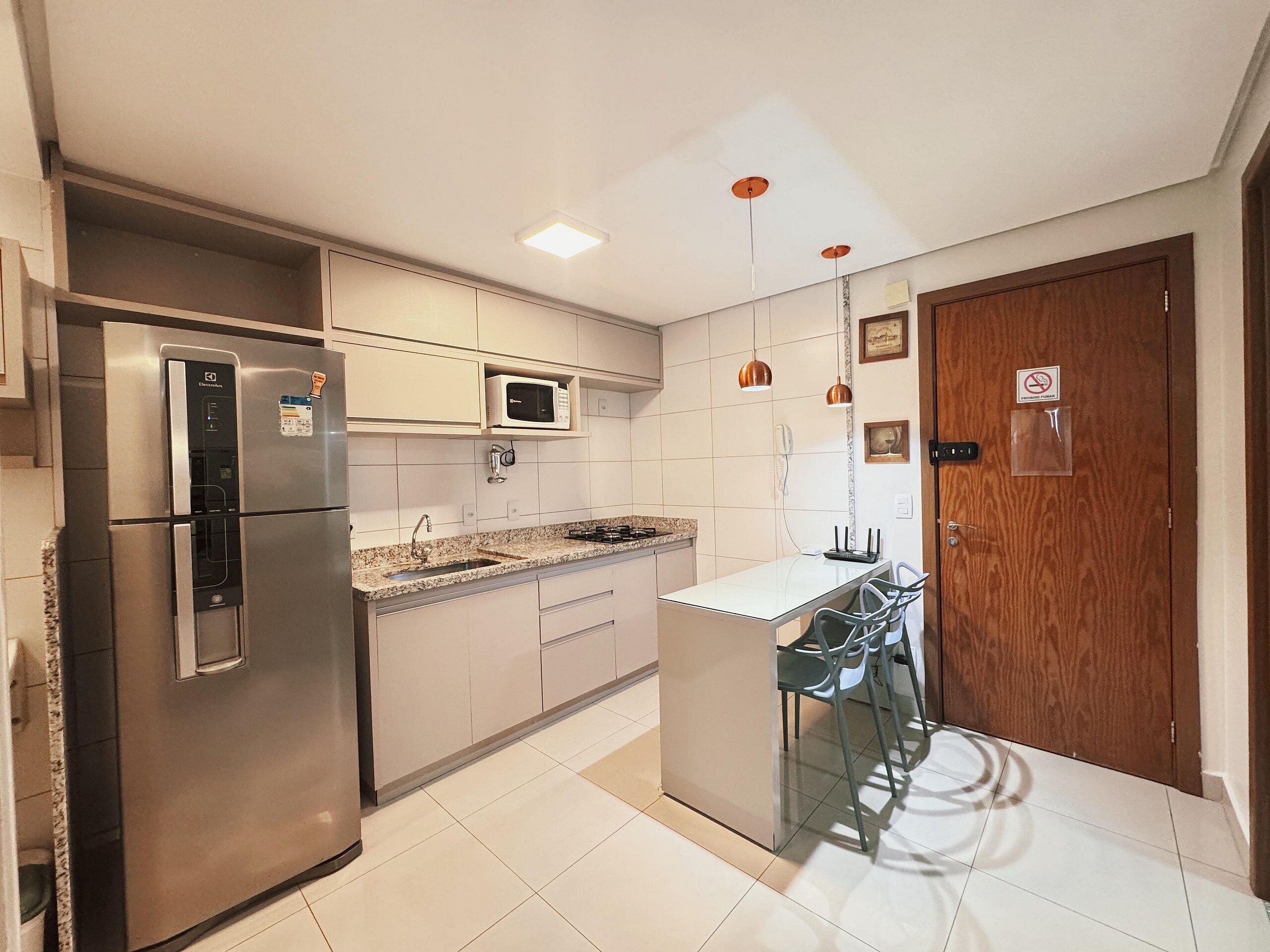 Standard Studio | Private kitchen | Fridge, microwave, cookware/dishes/utensils, cleaning supplies