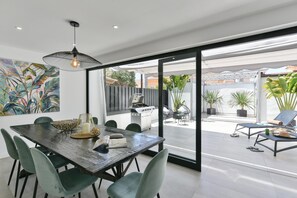 Outdoor dining - Duplex Los Tinos II 32 by VillaGranCanaria (Maspalomas)