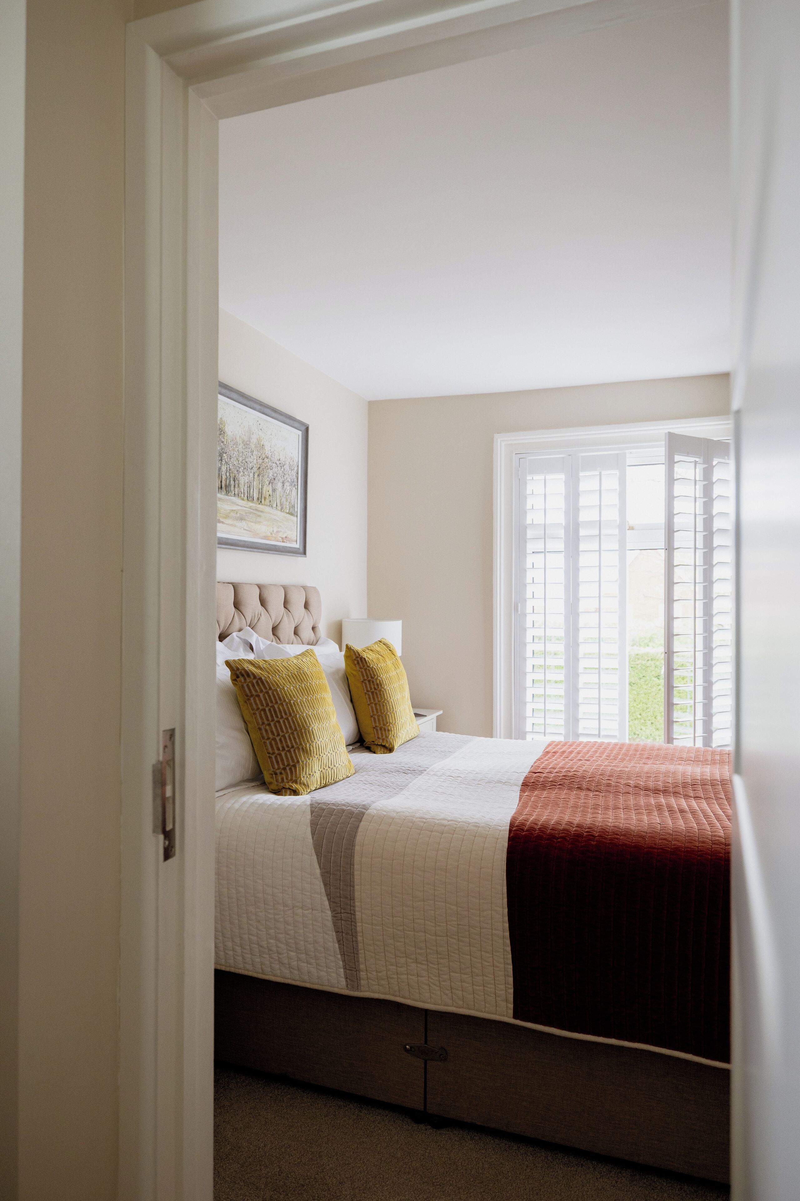 Deluxe Double Room | Iron/ironing board, free WiFi