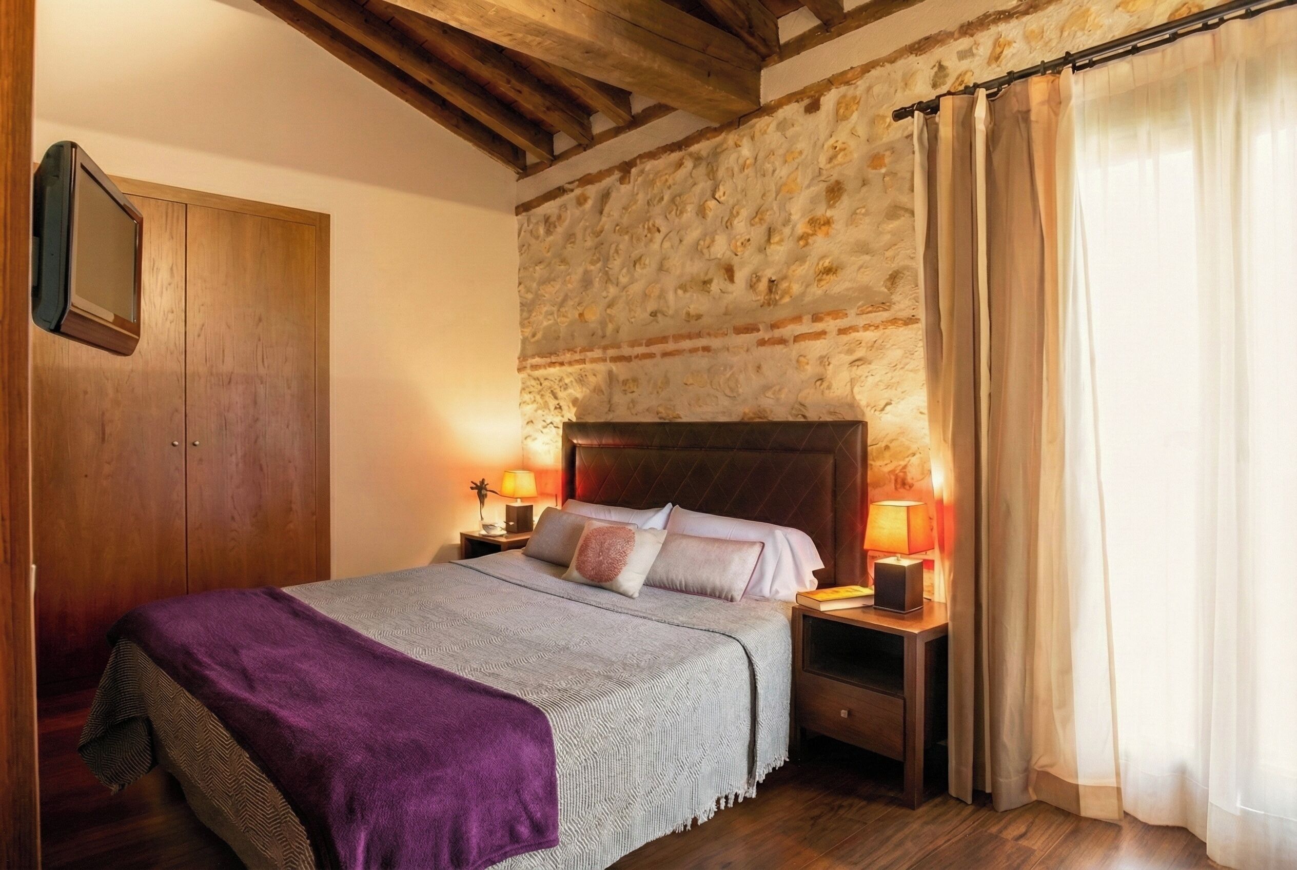 Standard Double Room, Balcony, City View | Premium bedding, laptop workspace, iron/ironing board, free WiFi