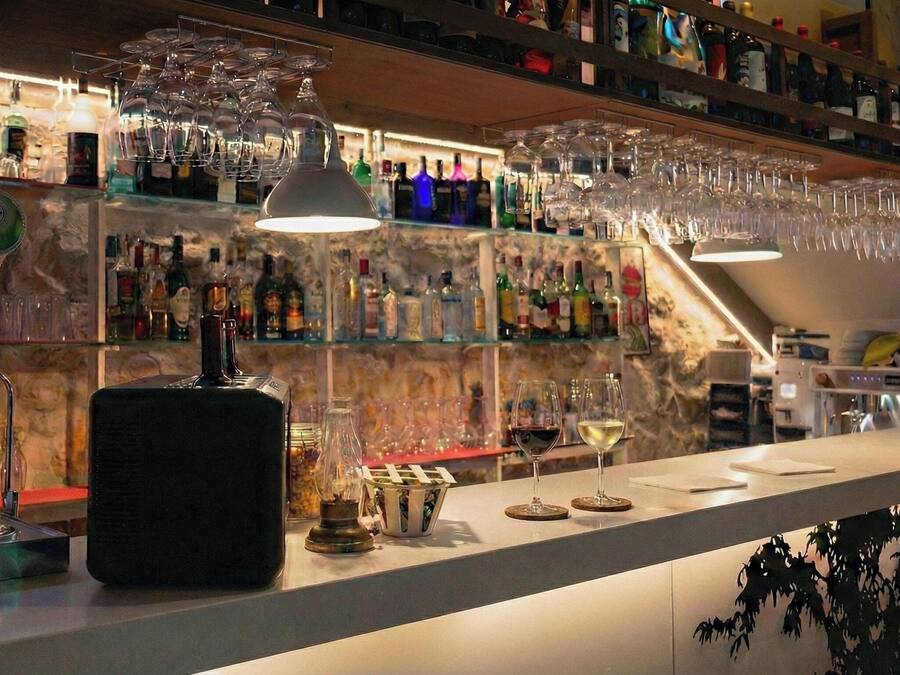 Bar (di hartanah)