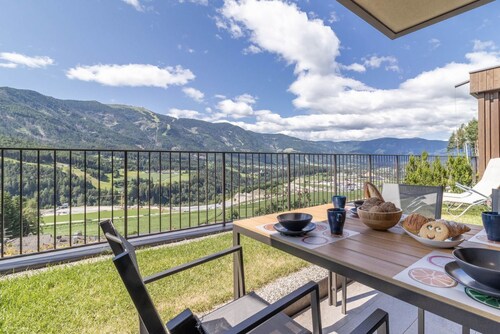 Proventus SUN - Intimate retreat with a view, up to 4 people