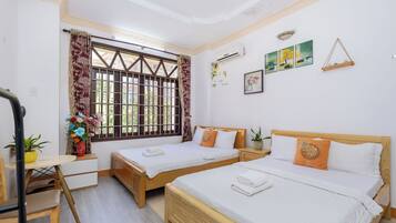 Bügeleisen/Bügelbrett, WLAN, Bettwäsche