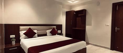 Quarto luxo | Escrivaninha, Wi-Fi de cortesia