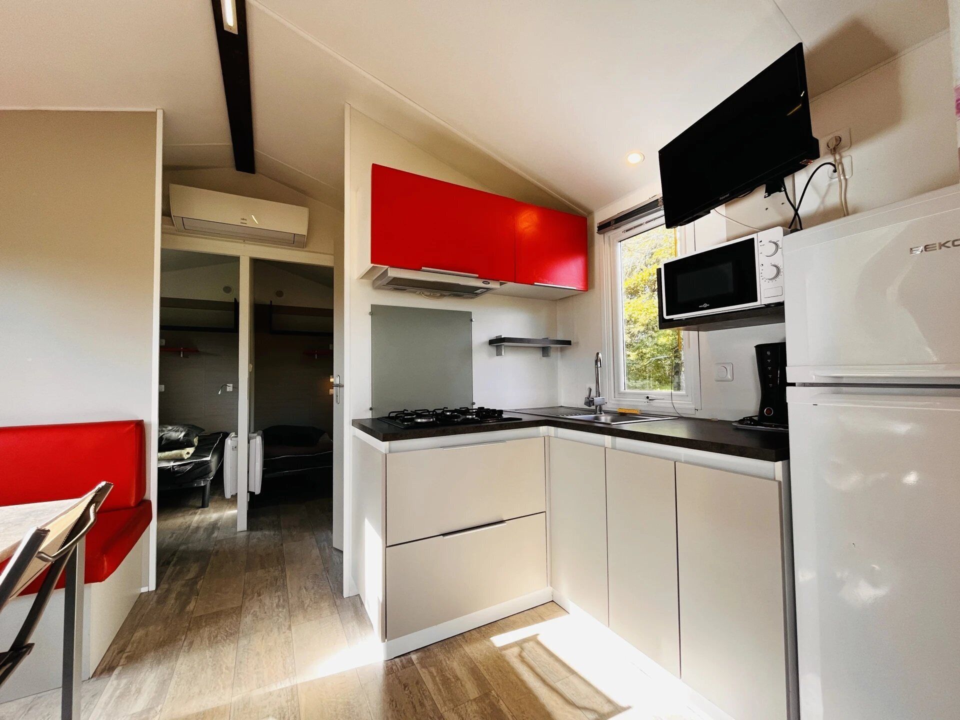 Fridge, microwave, stovetop