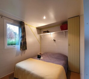 3 bedrooms, WiFi - Camping 4 étoiles - Parc aquatique - ccbcbea (Argentat)