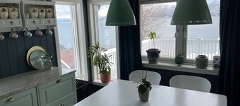 Cottage for Rent by the sea