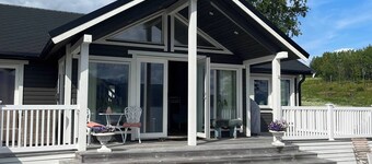 Cottage for Rent by the sea