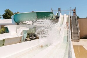 Piscine couverte, piscine chauffée