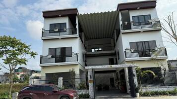 Fachada da propriedade