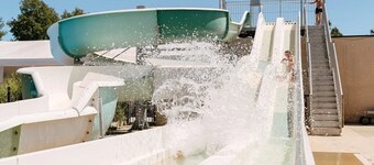 ZEcamping 4* animé avec piscine couverte