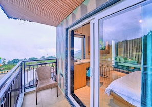 Habitación Deluxe, balcón, vista a la montaña | Terraza o patio