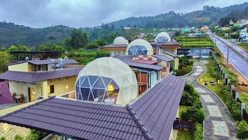 Design Room, Balcony, Mountain View | Exterior