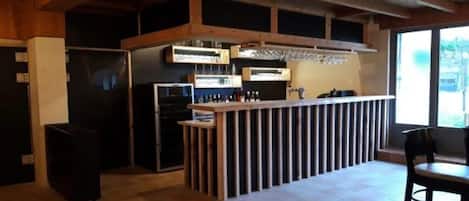 Bar (en el alojamiento)