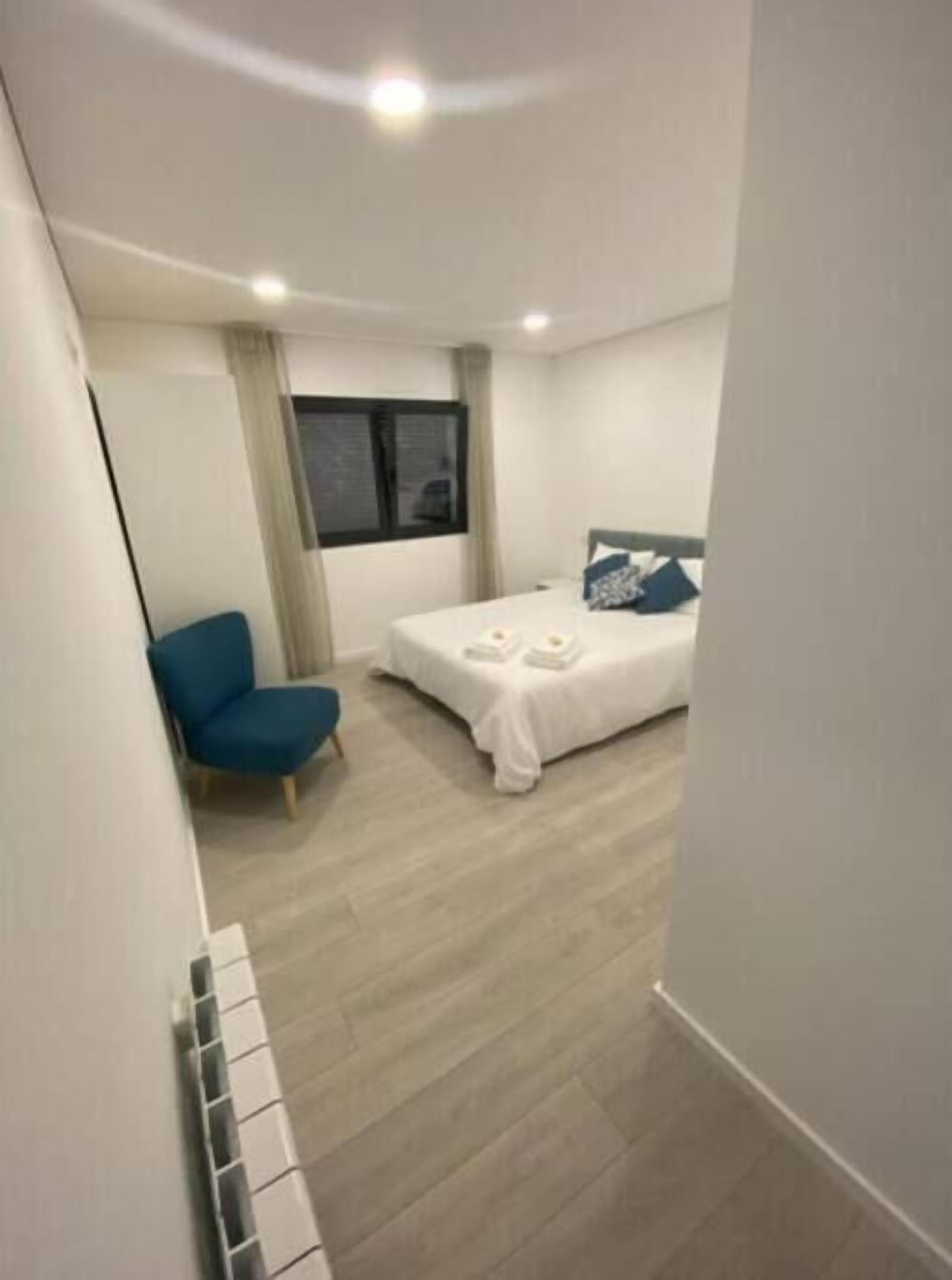 Family Apartment | Seterika/papan seterika, Wi-fi percuma 