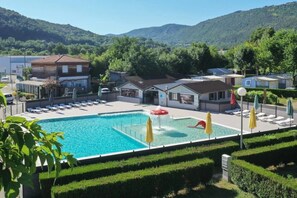 Pool - ZEcamping 4 étoiles pataugeoire dog friendly sauna locatif TV 32m2 (Foix)
