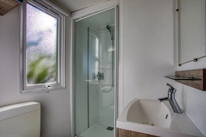 Bathroom - ZEcamping 3* familial do friendly piscine chauffée restaurant et bar (Le Bugue)