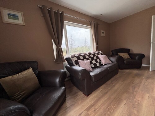 Christinas Cottage - Family- Garden-wifi-sleeps 6