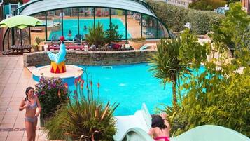 Piscine couverte, piscine chauffée