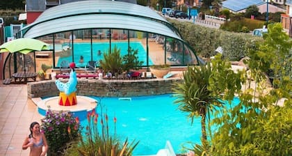 Chalet 4 étoiles - Piscine - ccbegcd