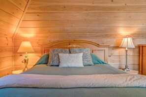 4 slaapkamers, een strijkplank/strijkijzer, wifi, beddengoed