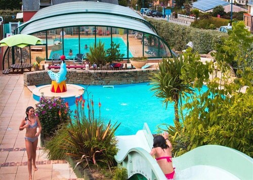ZEcamping 4* animé 200m plage piscine couverte tente TV 20m2 4 pers