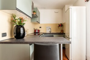 Room - Garibaldi - Bright Cozy 1 BR in the Heart of Brera (Milan)