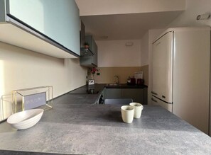 Huoneisto, tupakointi sallittu | 1 makuuhuone