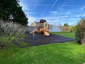 Children’s area - ZEcamping dog friendly locatif 6 pers (Saint-Malo)