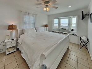 4 Schlafzimmer, Bügeleisen/Bügelbrett, Internetzugang, Bettwäsche