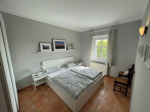 1 bedroom, WiFi, bed sheets - App. JuliusRuhe 10 Arrive Relax and find peace, Top view, Close to the beach (Breege)