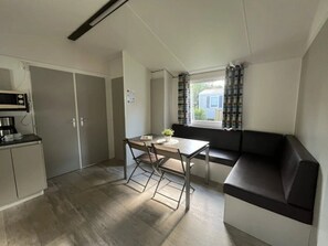 Interior - Camping 4 étoiles - Parc aquatique - eecb0b (Aubigny-Les Clouzeaux)