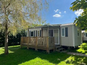 Exterior - Camping 4 étoiles - Parc aquatique - eecb0b (Aubigny-Les Clouzeaux)