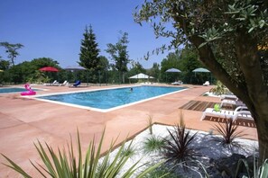 Pool - ZEcamping 3* piscine animaux acceptés locatif BBQ 25m2 5 pers (Mazères)