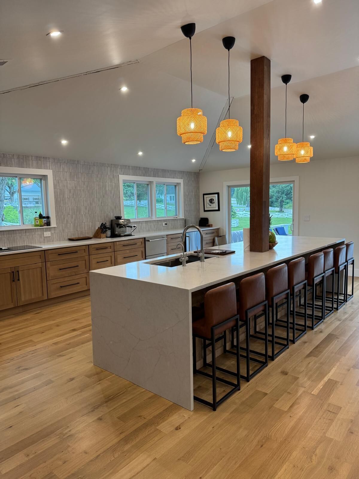 Microondas, horno, parrilla de estufa y lavavajillas 