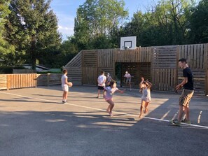Sportplatz