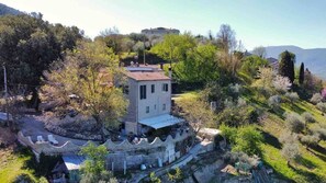 Exterior - A place to relax body and mind--and thus nourish the spirit (Umbria)
