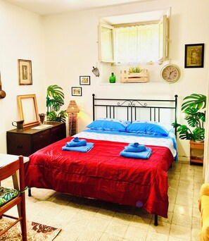 1 bedroom, iron/ironing board, WiFi, bed sheets - The Little House of St. John 1924 (Roma)