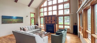 Panorama Lake House Retreat - Sleeps 12 - Direct Access to Lake Panorama