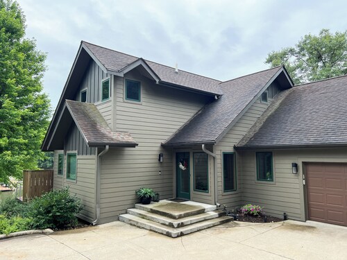 Panorama Lake House Retreat - Sleeps 12 - Direct Access to Lake Panorama