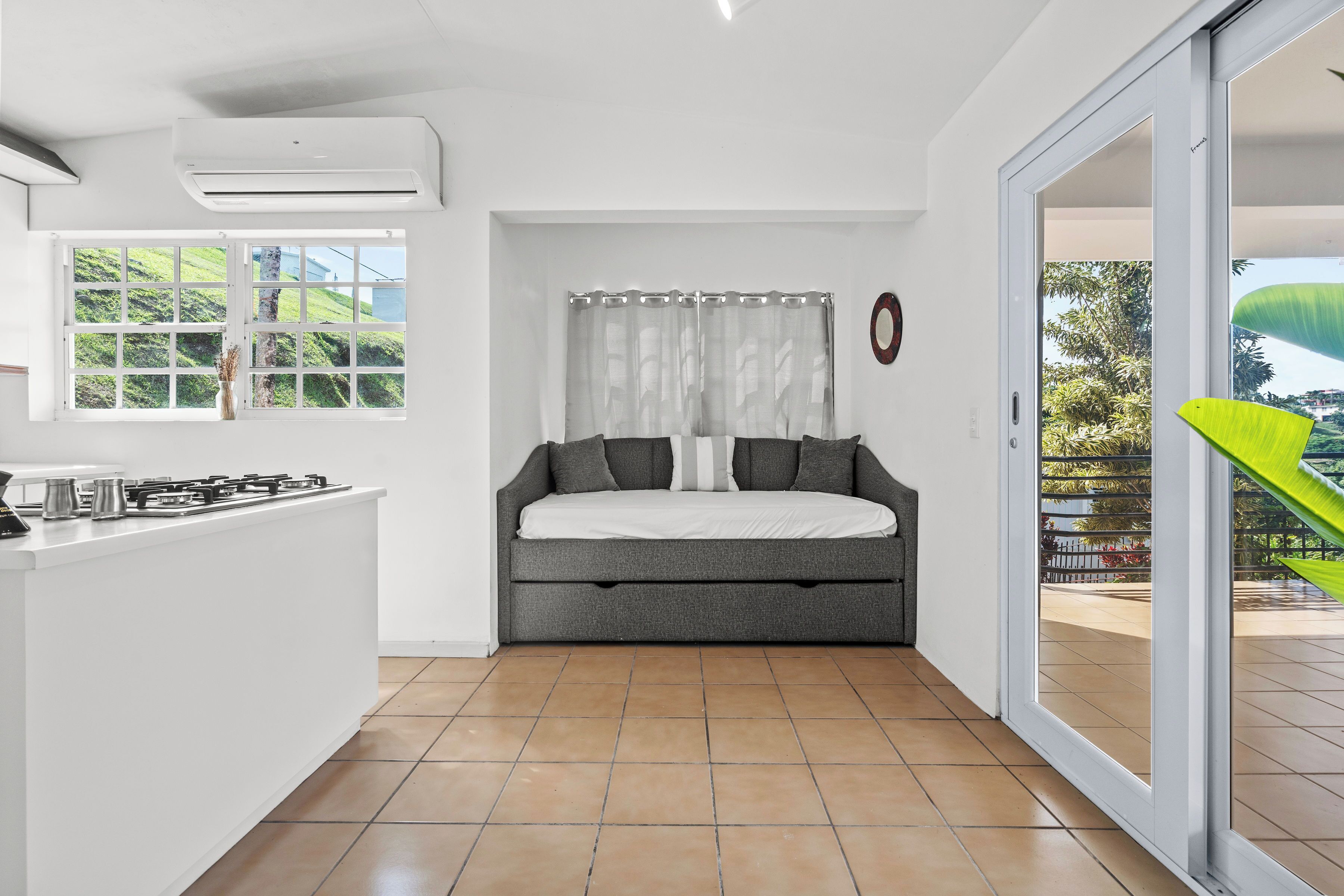 Deluxe House | Interior