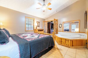 Desk, iron/ironing board, free WiFi, bed sheets - *Romantic Cabin w/ Hot Tub + Jacuzzi + Fireplace* (Cosby)