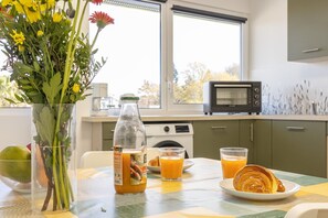 Dining - Apartment “L’îlot Narrossais Idéal Curistes 3” – Conciergerieland (Narrosse)