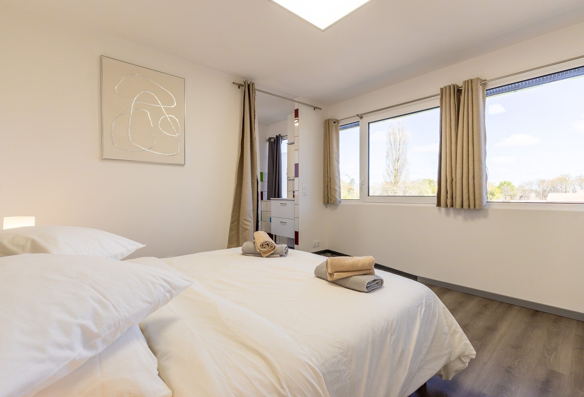 1 bedroom, iron/ironing board, WiFi, bed sheets