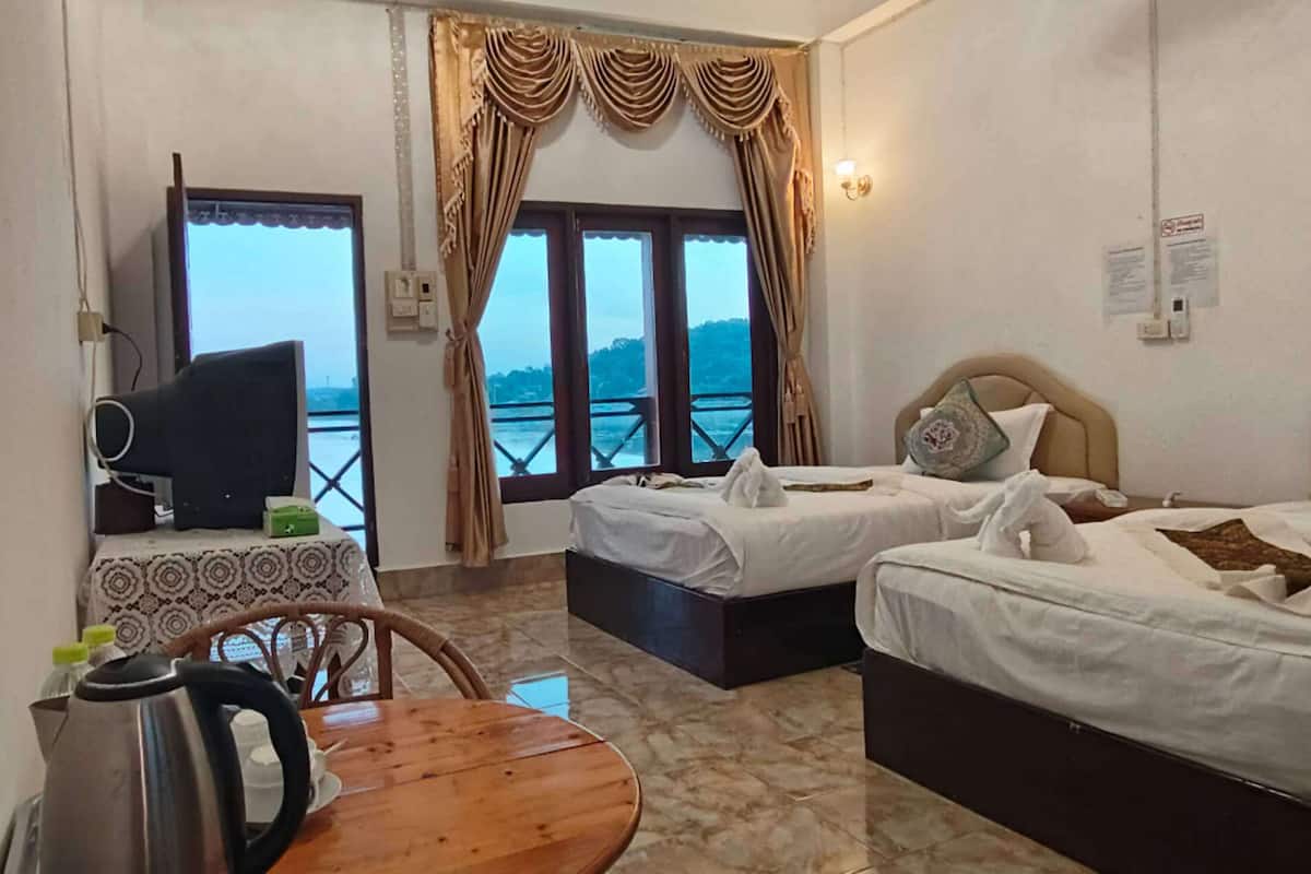Twin Room, Balcony, River View