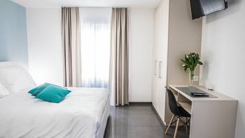 Comfort Double Room | Desk, laptop workspace, free WiFi